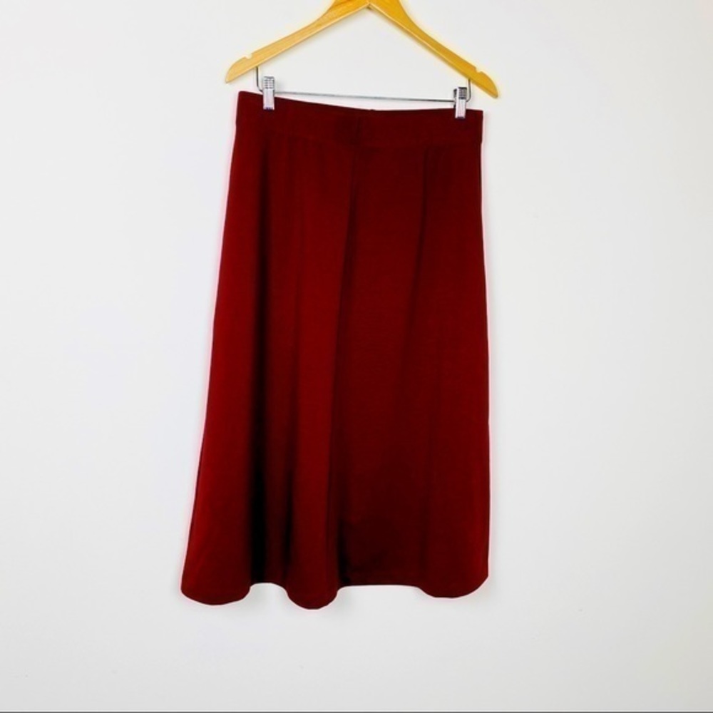Liz Claiborne New York Knit Burgundy Skirt Size M